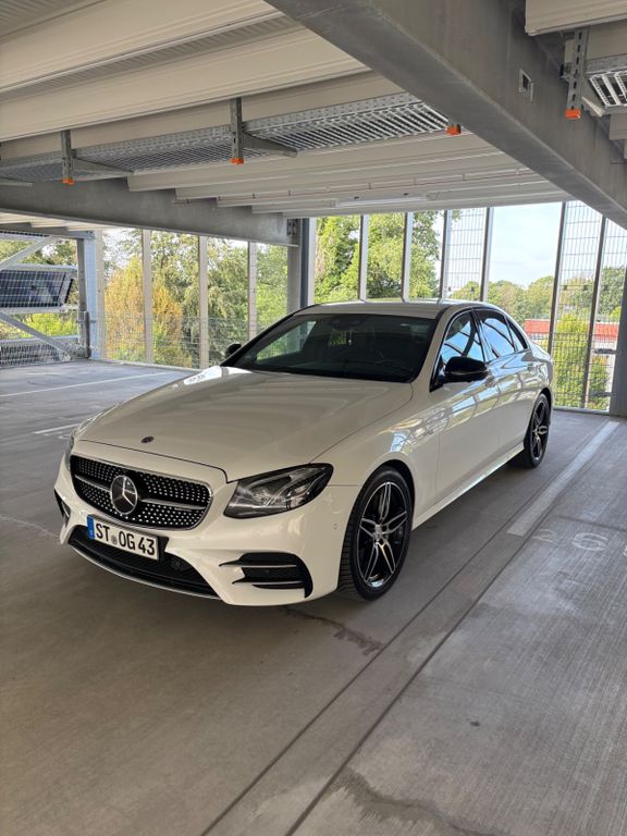 Image of Mercedes-Benz E 43 AMG