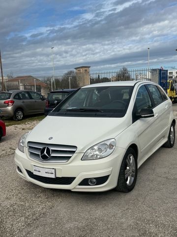 Mercedes-Benz Mercedes-benz B 180 B 180 CDI Sport