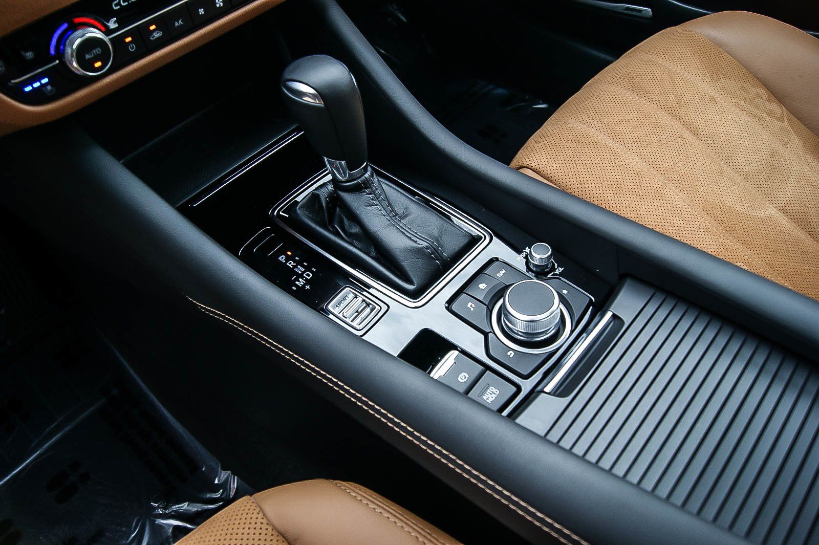 Fahrzeugabbildung Mazda 6 Kombi 20th Anniversary HEADUP KAMERA ANHZV PDC