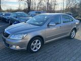 Skoda Octavia Lim. Family*1.HAND*AHK*PDC*SHZ - gebrauchte Skoda Octavia aus dem Jahr 2012