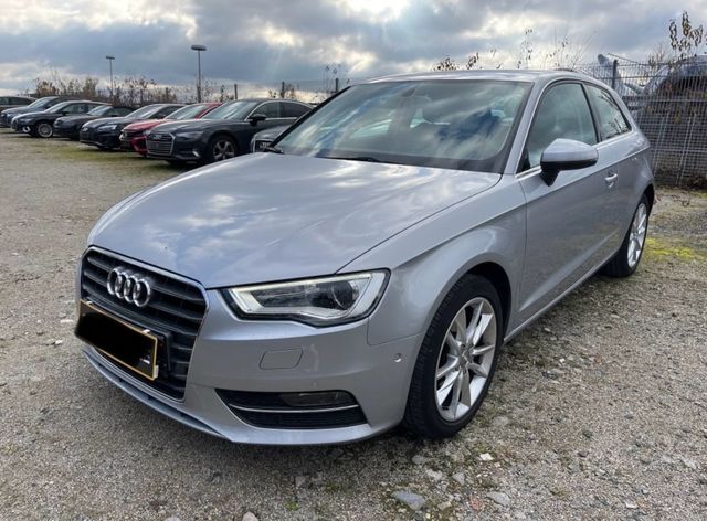 Audi A3*Automatik*1Hand*Navi*Klimaauto*Service Neu