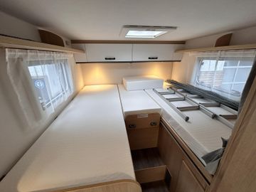 Sunlight Adventure V 67S SOLAR Easyfold Bett Digital LTE