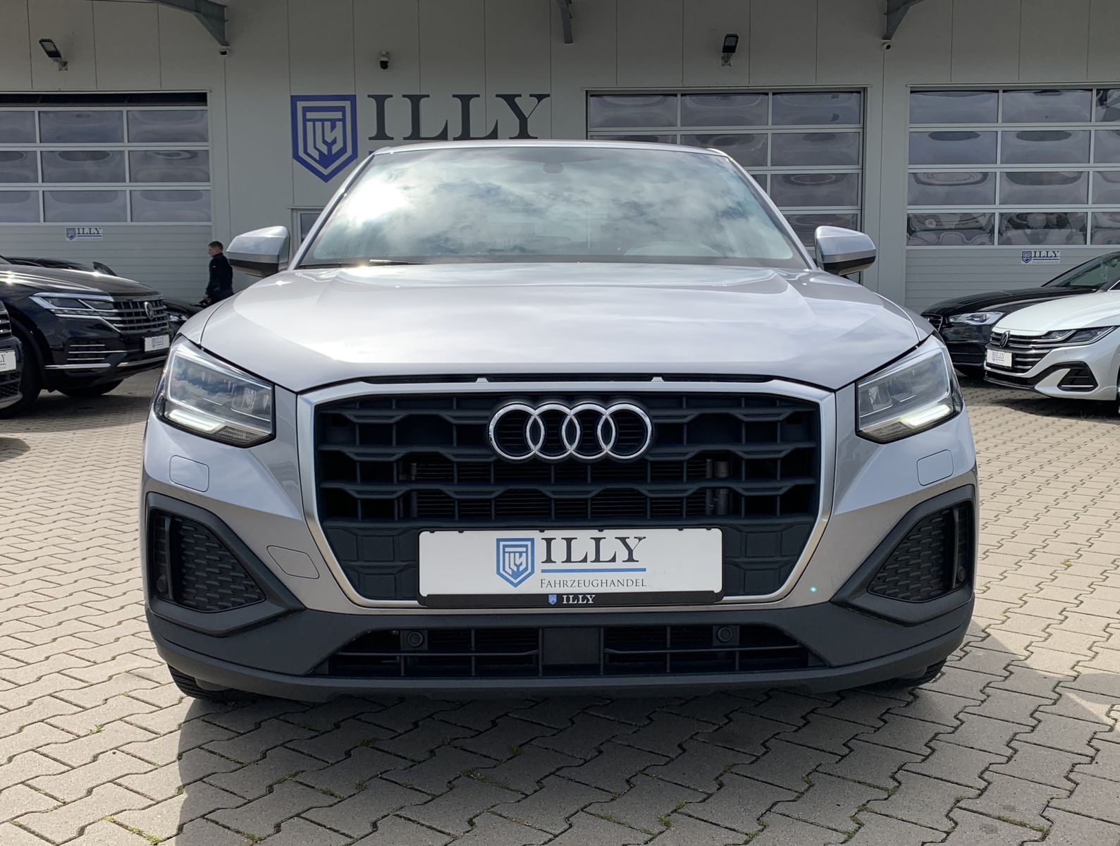 Fahrzeugabbildung Audi Q2 1.5 TFSI*Cam*Navi*LED*Klima*Assistenzpaket*