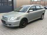 Toyota Avensis Kombi 1.8 Sol - Toyota Avensis Gebrauchtwagen in Mülheim (Ruhr)