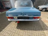 Mercedes-Benz Mercedes w114 - Mercedes-Benz 250 aus 1971