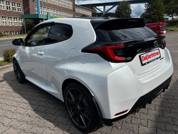 Toyota Yaris - 8