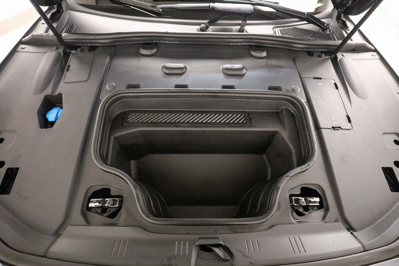 Audi S6 e-tron - Bild 19
