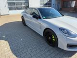 Porsche Panamera 4 E-Hybrid -
