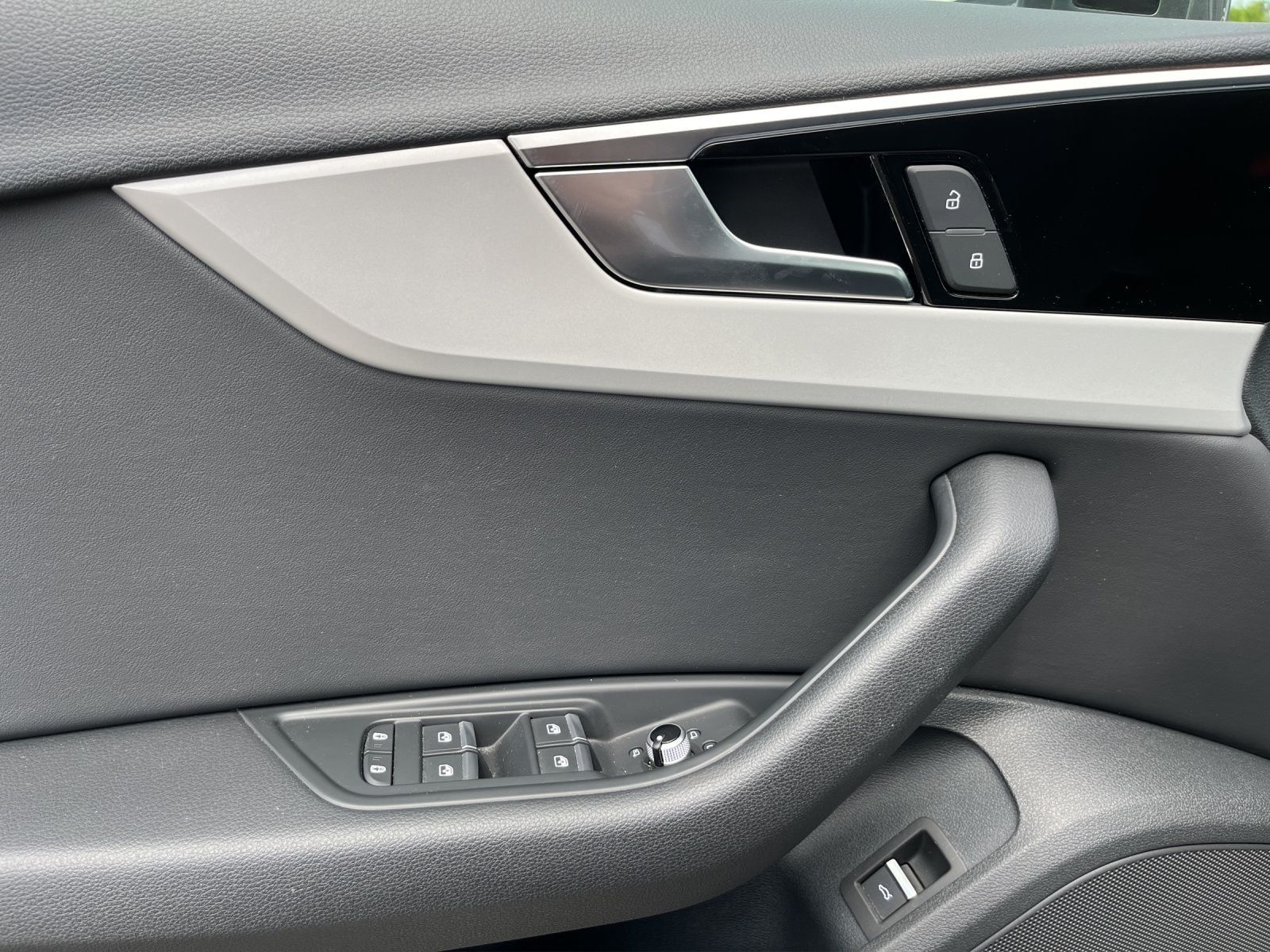 Audi A4 - Bild 14