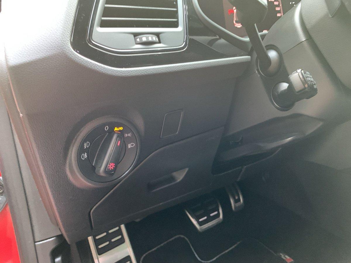 Seat Leon CUPRA 2.0 TSI DSG KAMERA+NAVI+KESSY+SHZ