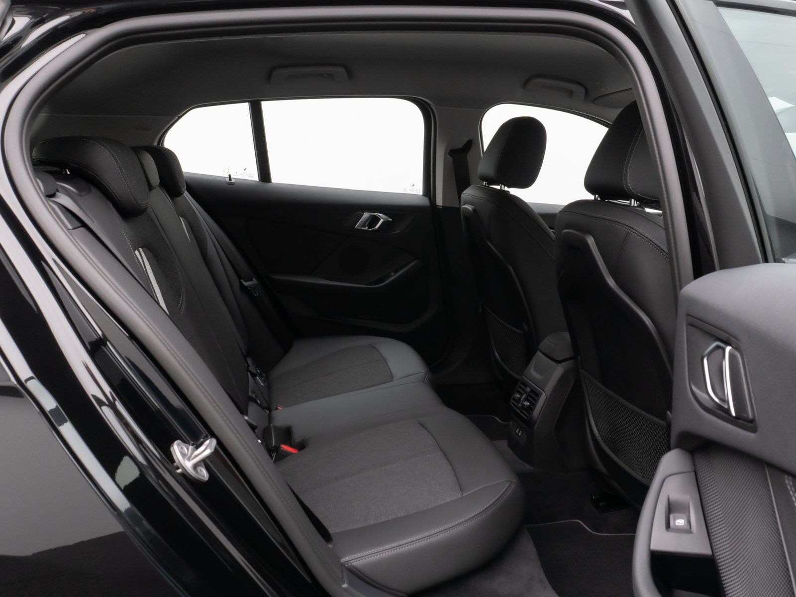 Fahrzeugabbildung BMW 118i SportLine DAB CockPitPr PDC Lenkrhz Komfort