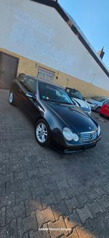 Mercedes-Benz C 180   Steuerkette & Tüv Neu - gebrauchte Mercedes-Benz C-Klasse aus dem Jahr 2003