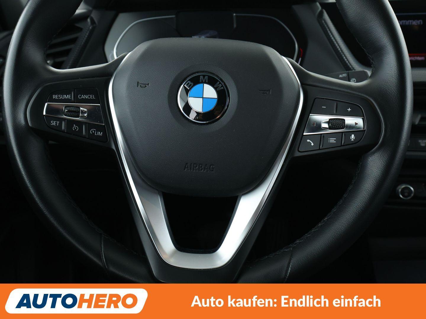 BMW 118 1er 118i Sport Line Aut.*NAV*LED*TEMPO*PDC*SHZ*, миниатюра 17