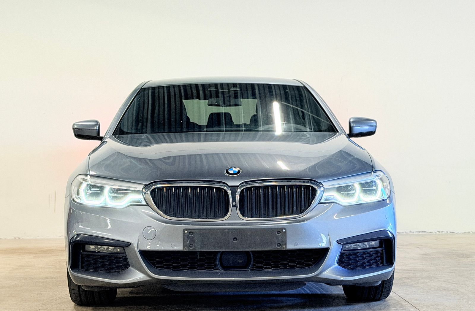 BMW 530 e M Sport Pack imagem 2