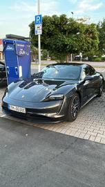 2020 Porsche TAYCAN — миниатюра 11