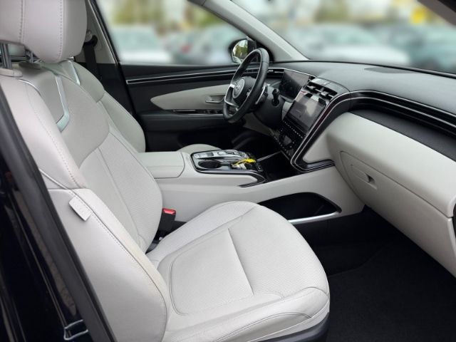 Fahrzeugabbildung Hyundai Tucson Prime Hybrid 2WD +LEDER+LED+RFK+PDC+NAVI+
