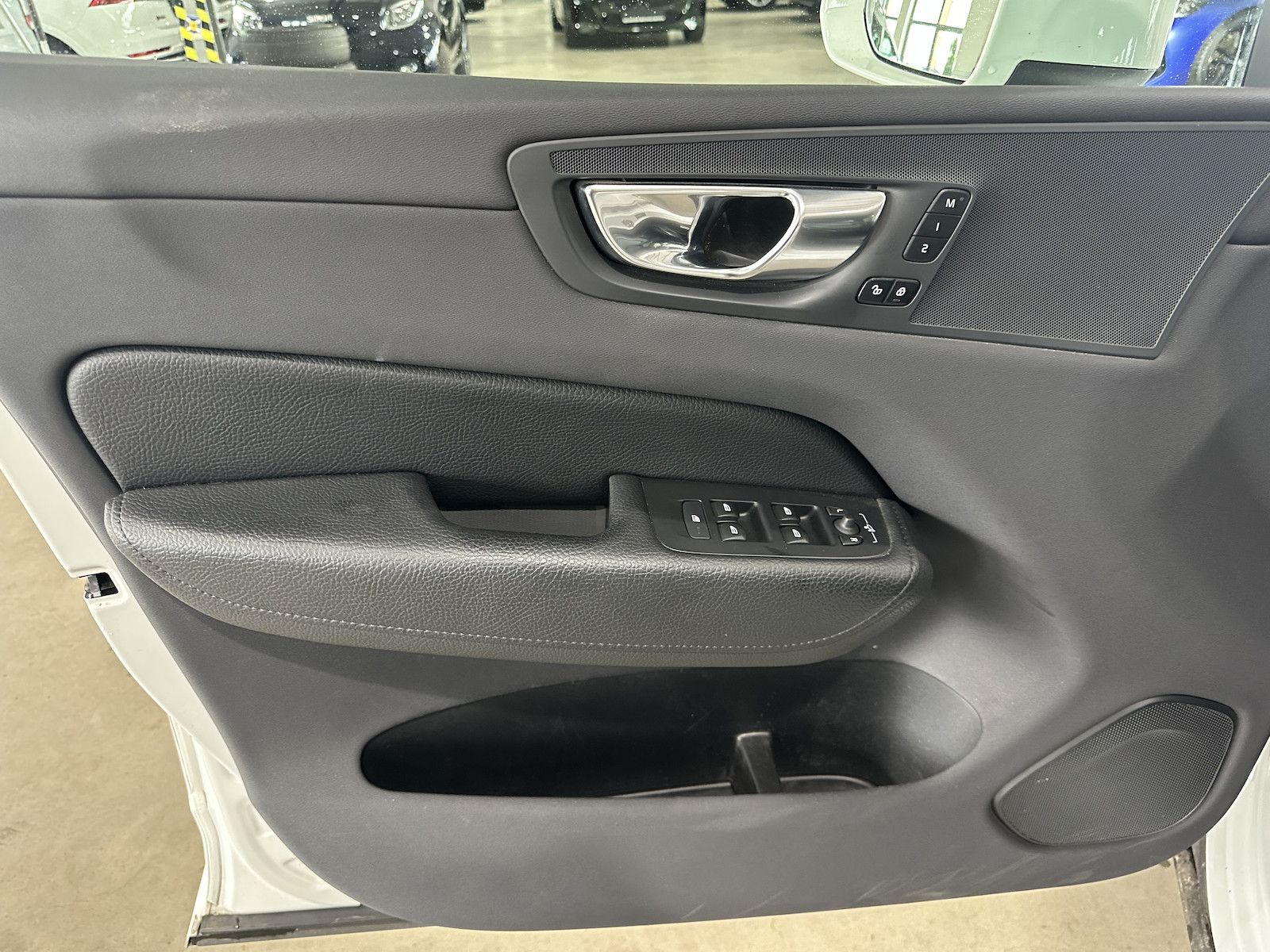 Fahrzeugabbildung Volvo XC60 T6 AWD Recharge Inscription/Pano/Leder/HUD/