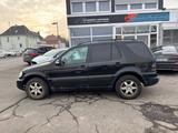 Mercedes-Benz ML 350 Automatik+Vollleder+Schiebedaqch+Navi+AHK - gebrauchte Mercedes-Benz ML 350 aus dem Jahr 2004