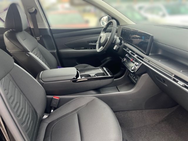 Fahrzeugabbildung Hyundai Tucson MY25 HEV 1.6 T-GDI (215PS) Trend LED-Pake