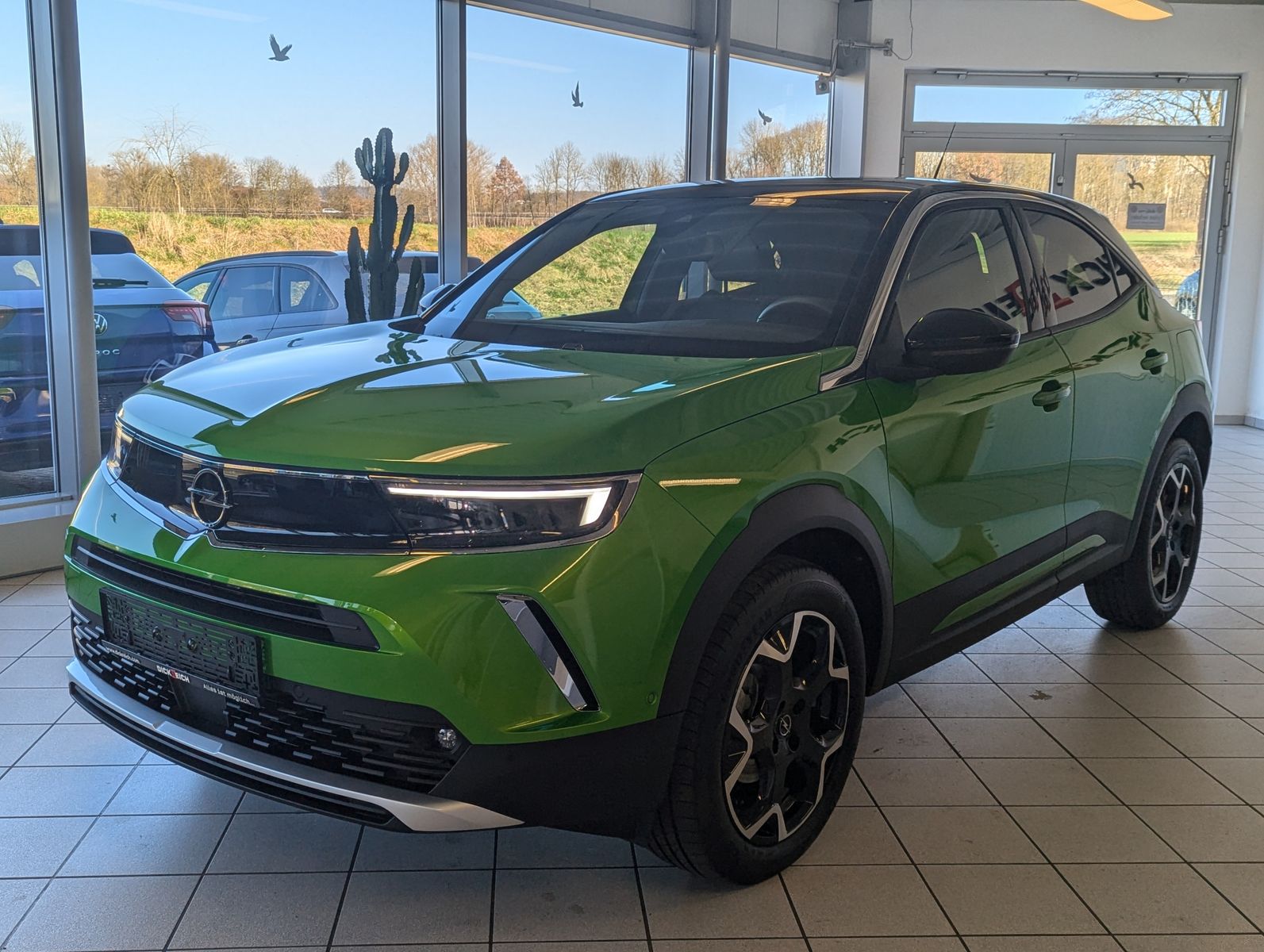 Fahrzeugabbildung Opel Mokka 1.2 Ultimate Aut. Winter-Paket Kamera ACC