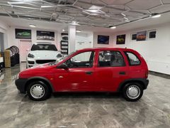 Fahrzeugabbildung Opel Corsa B 1.4