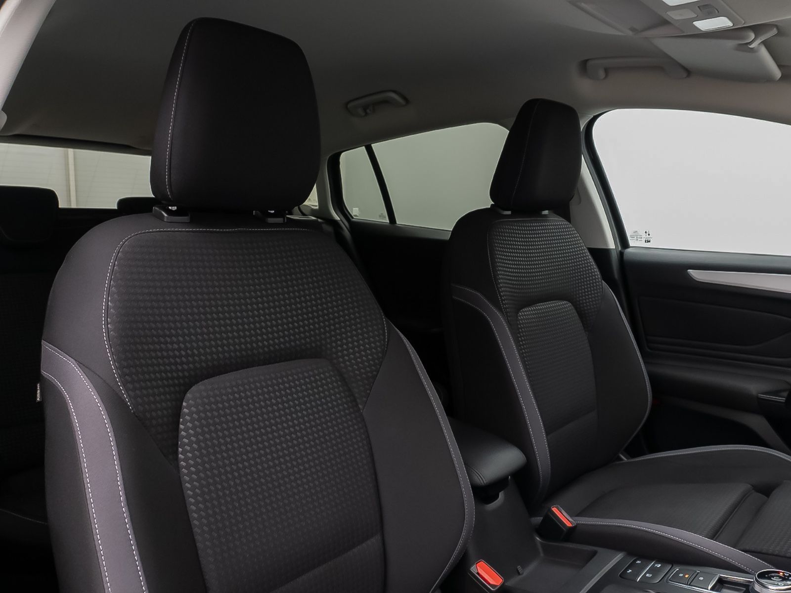 Fahrzeugabbildung Ford Focus Turnier Cool & Connect Kamera AHK Tempomat