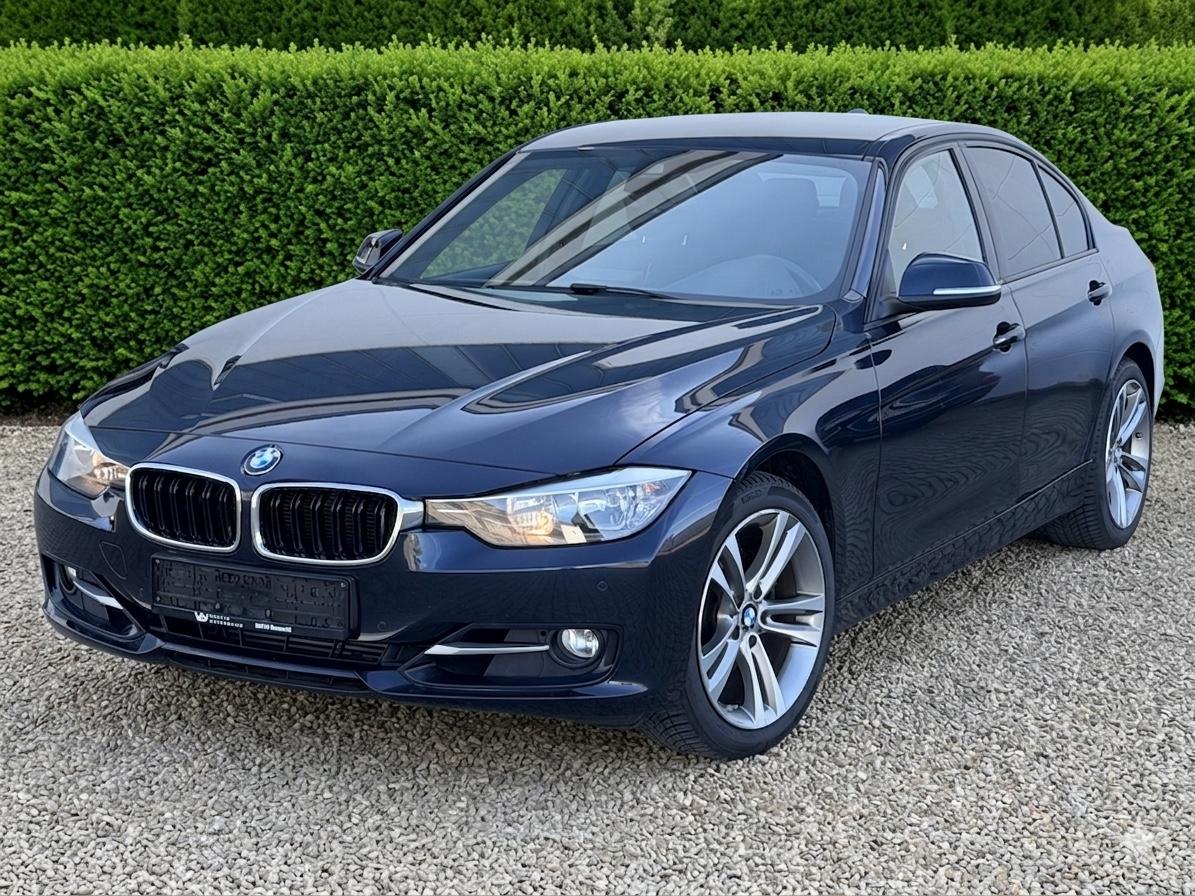 BMW 325 3 Limousine  d Sport f30/ NAVI/SHZ/AUTOM/