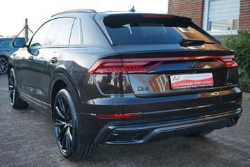 Fahrzeugabbildung Audi Q8 50 TDI Quattro Competition Plus NETTO EXPORT