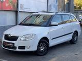 Skoda Fabia 1.6 Combi Ambiente 16V + KLIMA+ AHK+ PDC+  - Skoda Fabia: 16v Combi