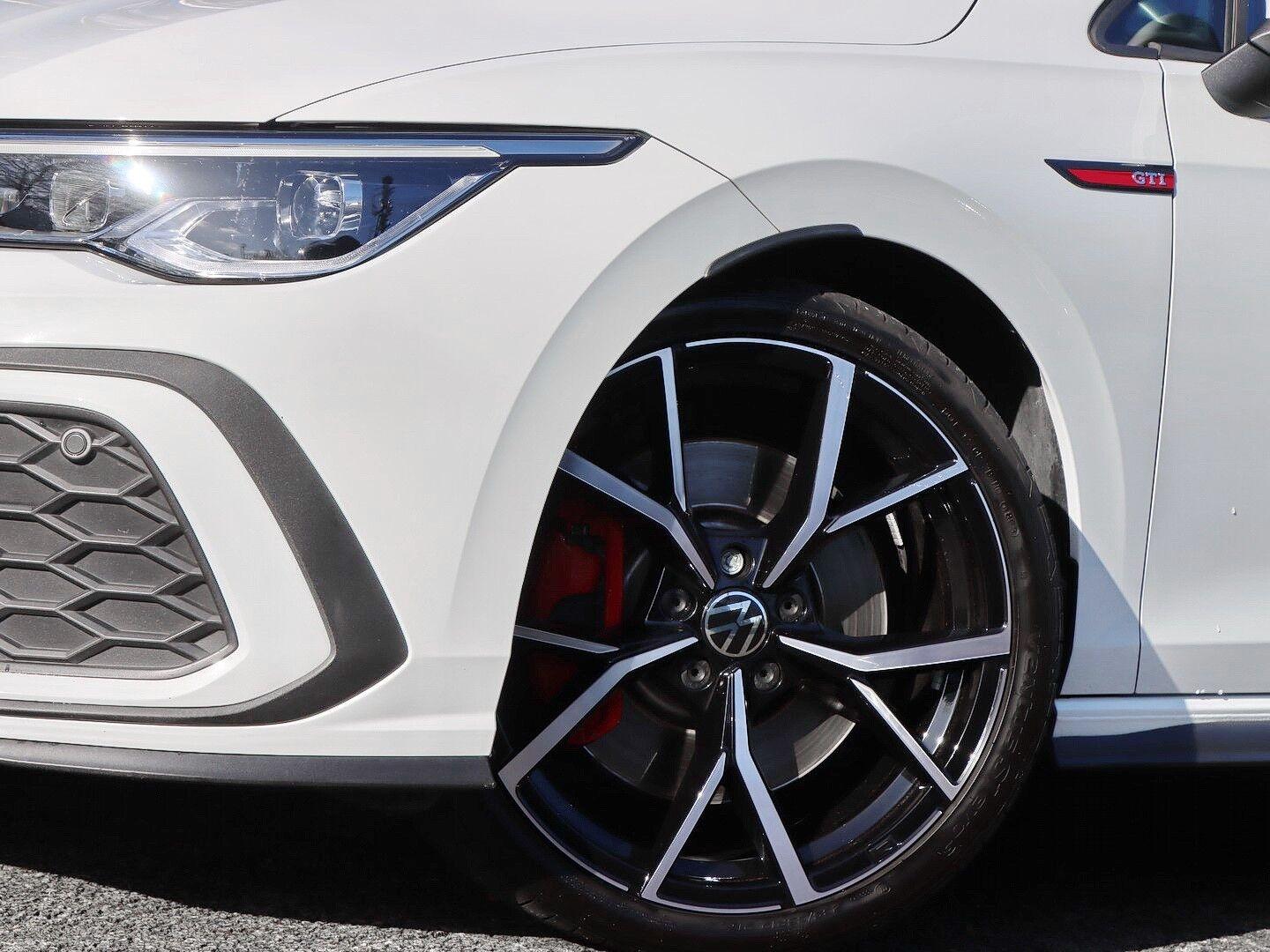 Volkswagen Golf GTI VIII 2.0 TSI OPF DSG PANO/LED/PDC/SITZH, миниатюра 3