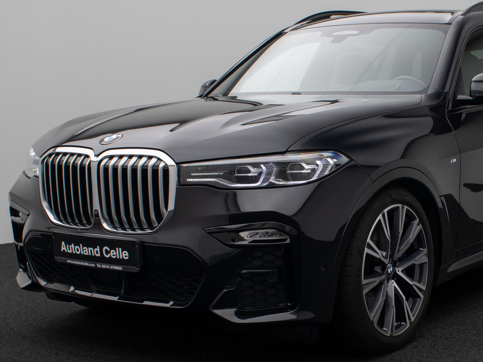Fahrzeugabbildung BMW X7 xD40d M Sport Panorama 360°HUD DAB H/K SoftCL