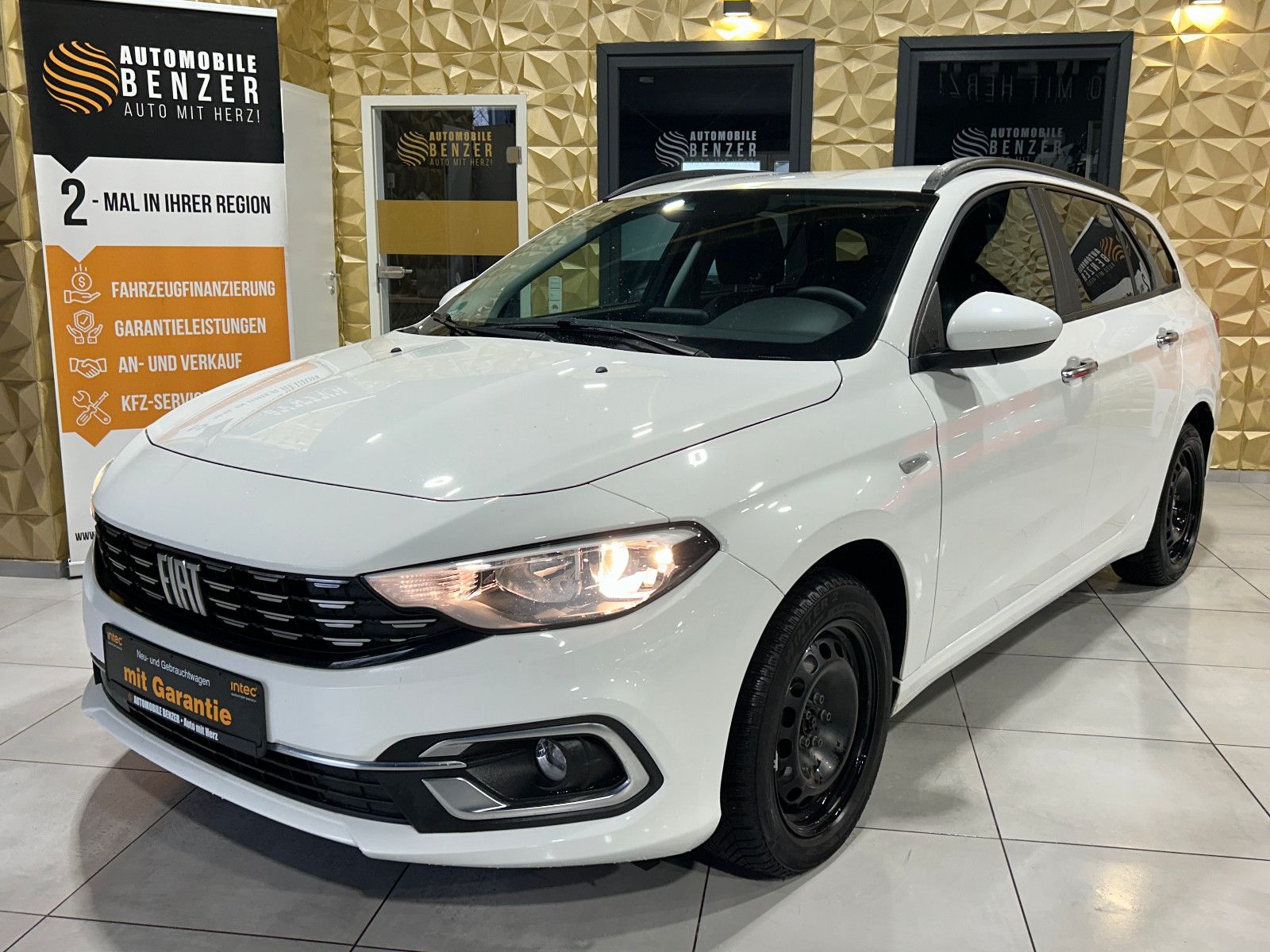 Fahrzeugabbildung Fiat Tipo City Life/ACC/SHZ/KAMERA/NAVI/SPURHALTE