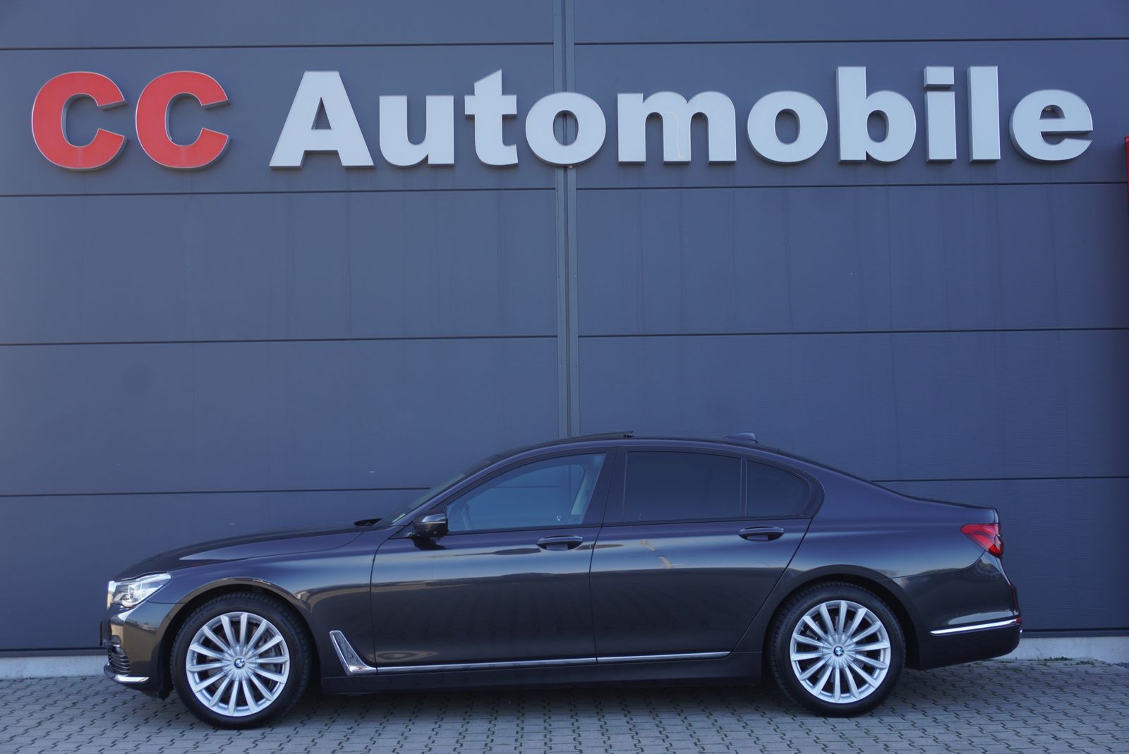 BMW 750 d xDrive/Laser/Standhzg/HUD/H&amp;K/360°/UPE138/