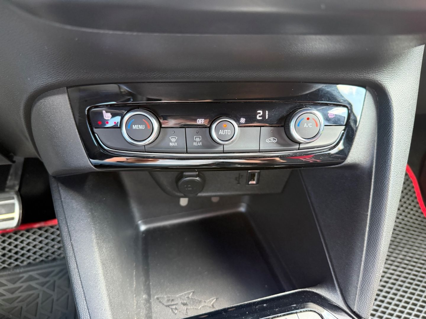 Fahrzeugabbildung Opel Corsa-e F GS SHZ+LHZ+Kamera+11KW-Charger