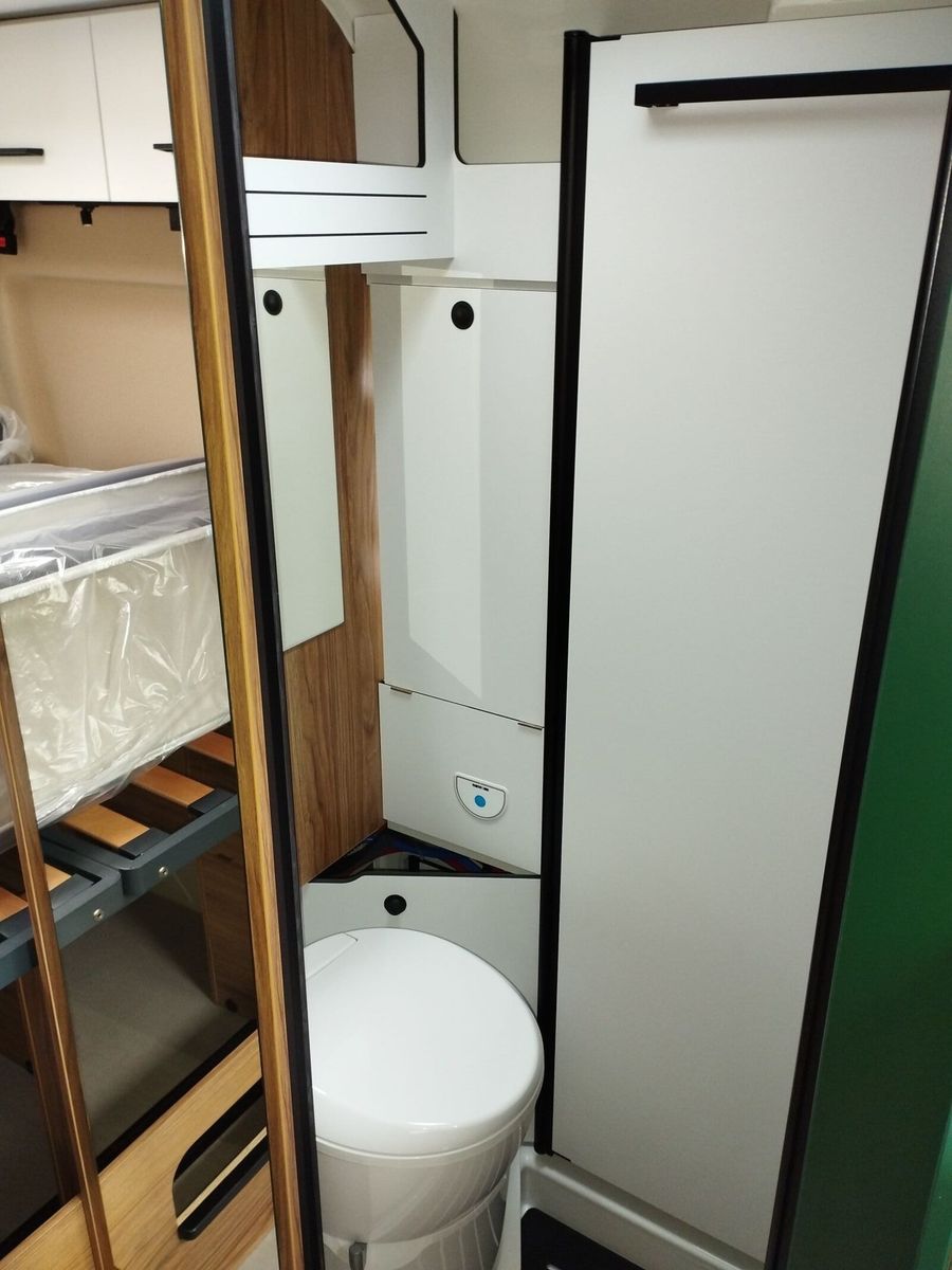 Fahrzeugabbildung Karmann Dexter DE 580 140 PS, Automatik, Alu-Felgen