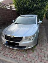Skoda Superb 1.8 TSI DSG Comfort Comfort - Skoda Superb Comfort mit Benzin-Antrieb