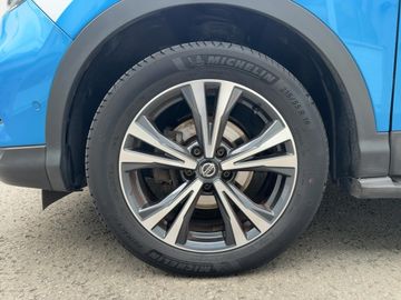 Nissan Qashqai 1.3 DIG-T N-CONNECTA 140PS 360° KAMERA
