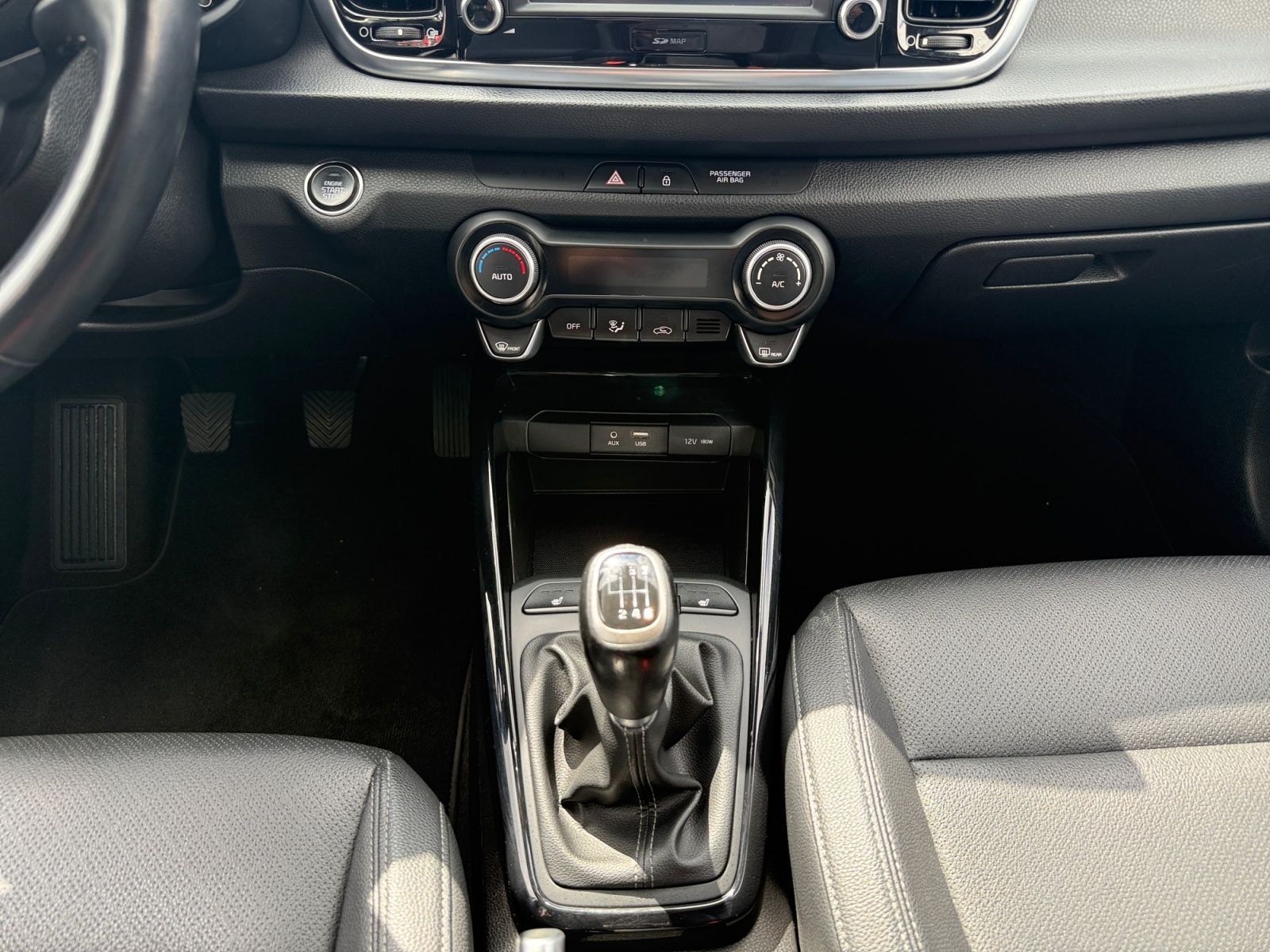 Fahrzeugabbildung Kia Rio 1,0 TGDI Silber ISG*RKF*DAB