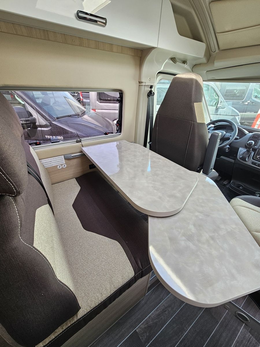 Fahrzeugabbildung Forster Vantasy FV636EB Autom. 140PS