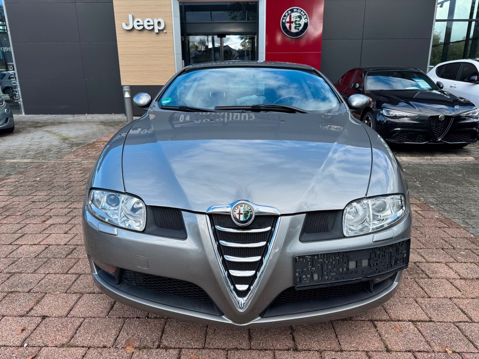 Fahrzeugabbildung Alfa Romeo ALFA ROMEO GT 2.0 JTS DISTINCTIVE TEILESPENDER