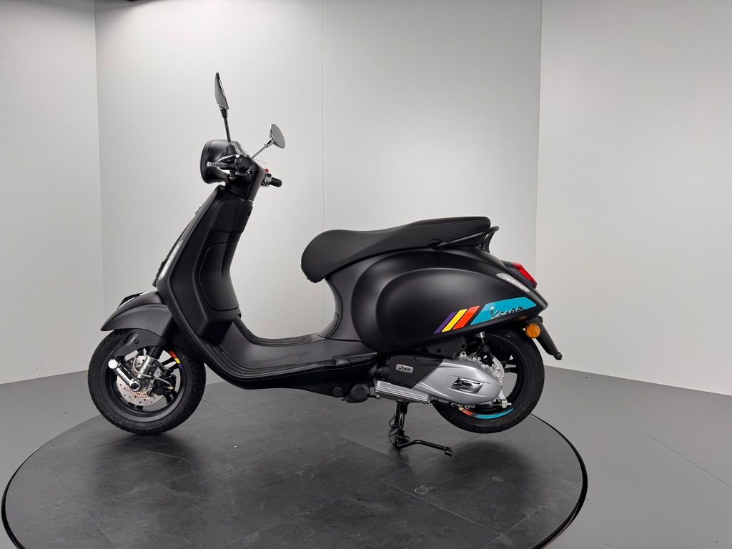 Fahrzeugabbildung Vespa PRIMAVERA 125 SPORT E5+ *NEUFAHRZEUG