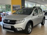 Dacia Sandero II Stepway Prestige *AUTOM*NAVi*KAMERA* - Dacia Sandero Gebrauchtwagen in Köln