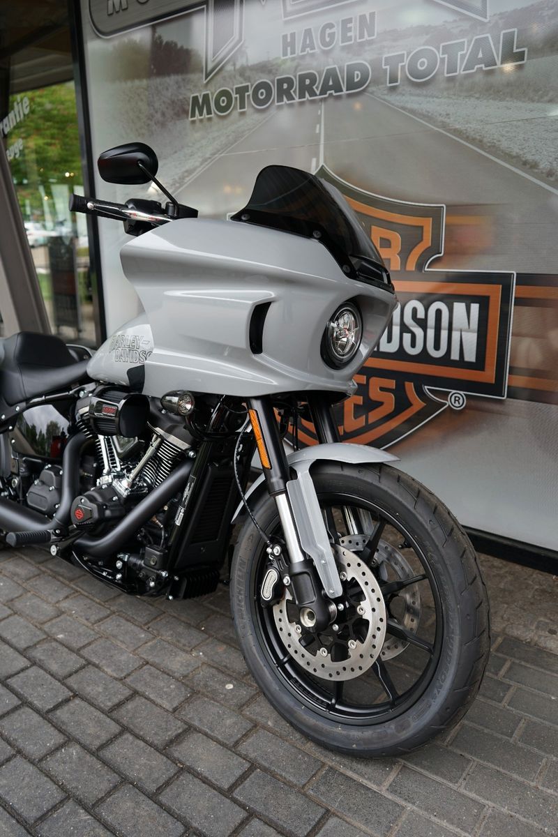 Fahrzeugabbildung Harley-Davidson Low Rider ST FXLRS 2025 117cui High Output Motor