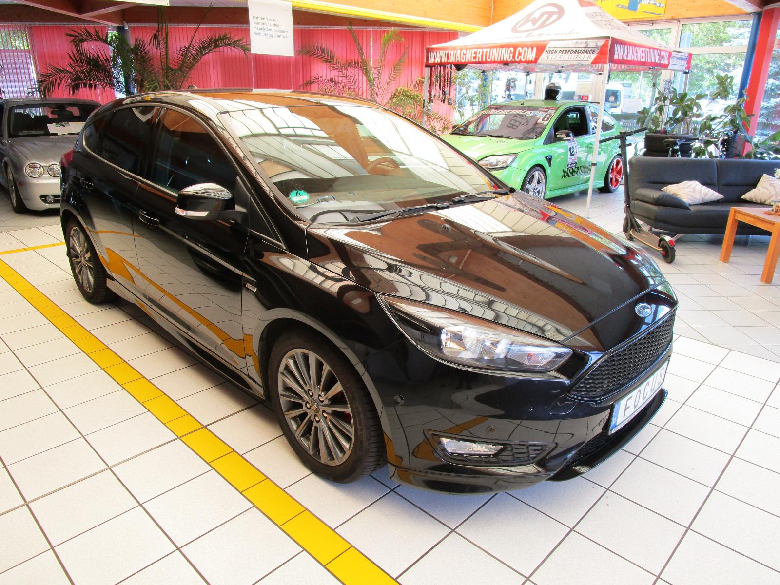 Ford Focus Lim. "ST-Line" Navi + Klimaaut. + PDC