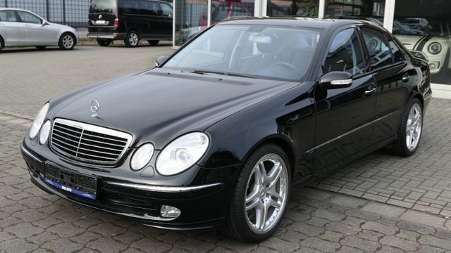 Mercedes-Benz E 320 Avantgarde/Bi-Xenon/Navi/Leder/Euro4