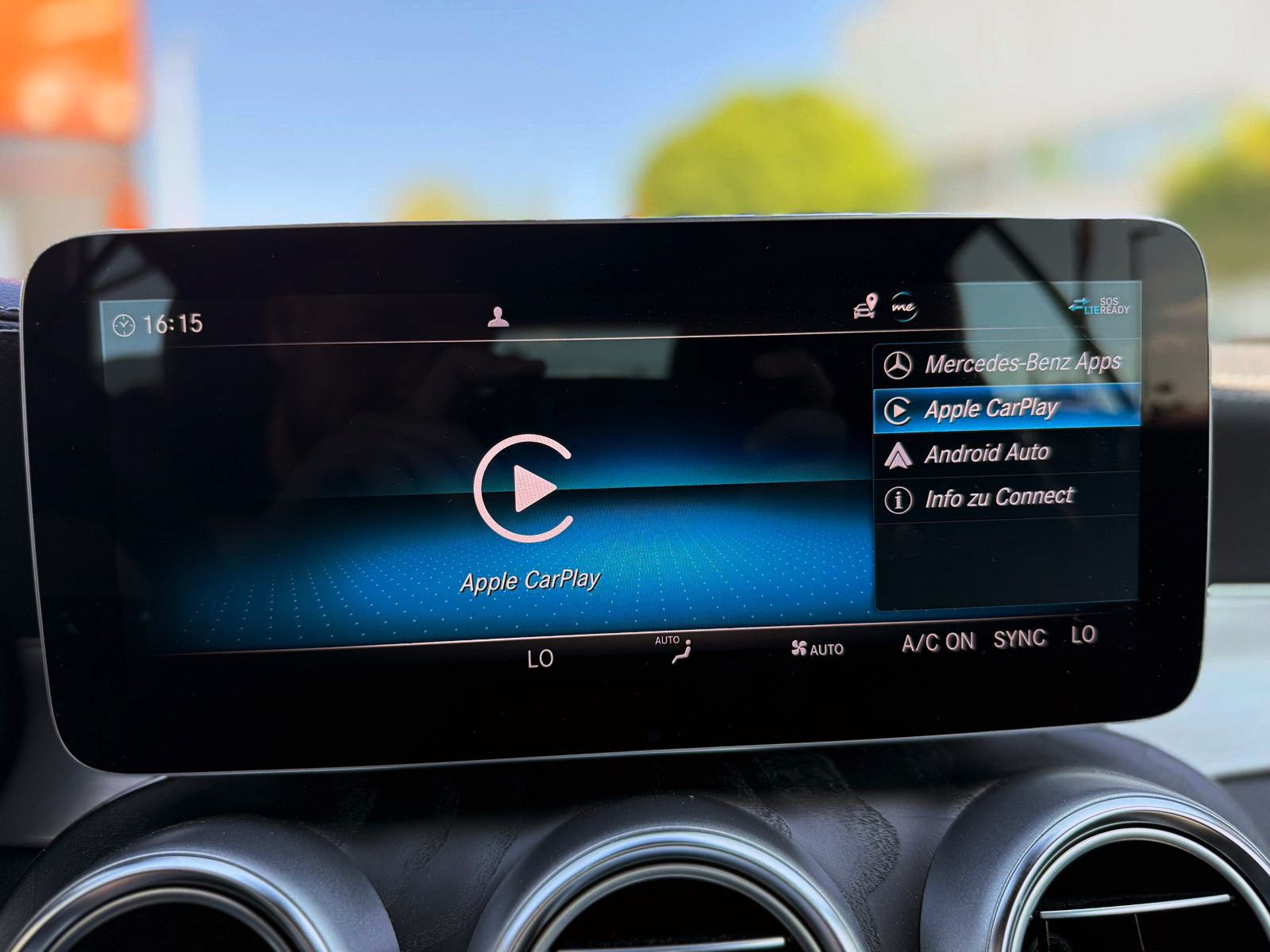Fahrzeugabbildung Mercedes-Benz C200 Cabrio 4Matic AMG-Line ACC 360° HUD LED SHZ