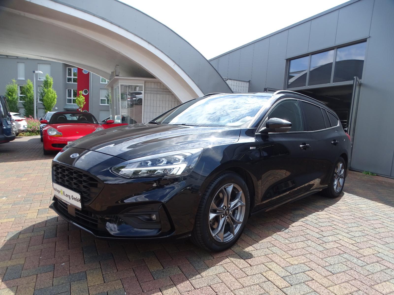 Ford Focus Turnier Autom. "ACC/SHZ/RFK/LED/NAVI"