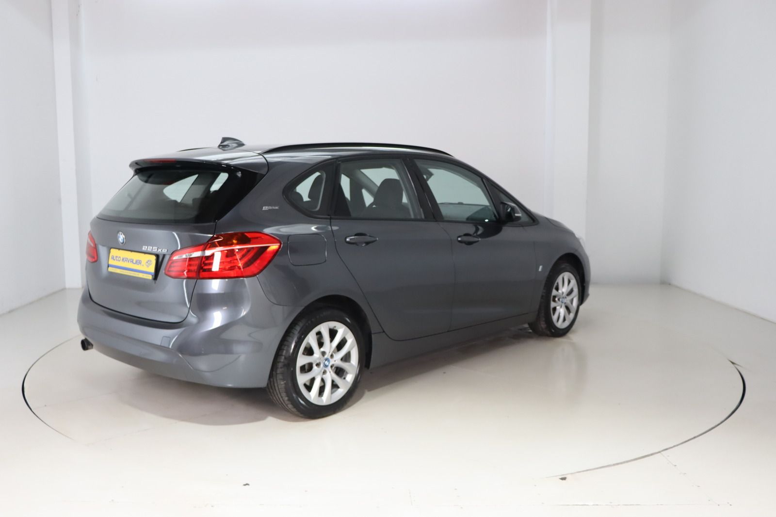 Fahrzeugabbildung BMW 225 xe i Performance Advantage Active Tourer