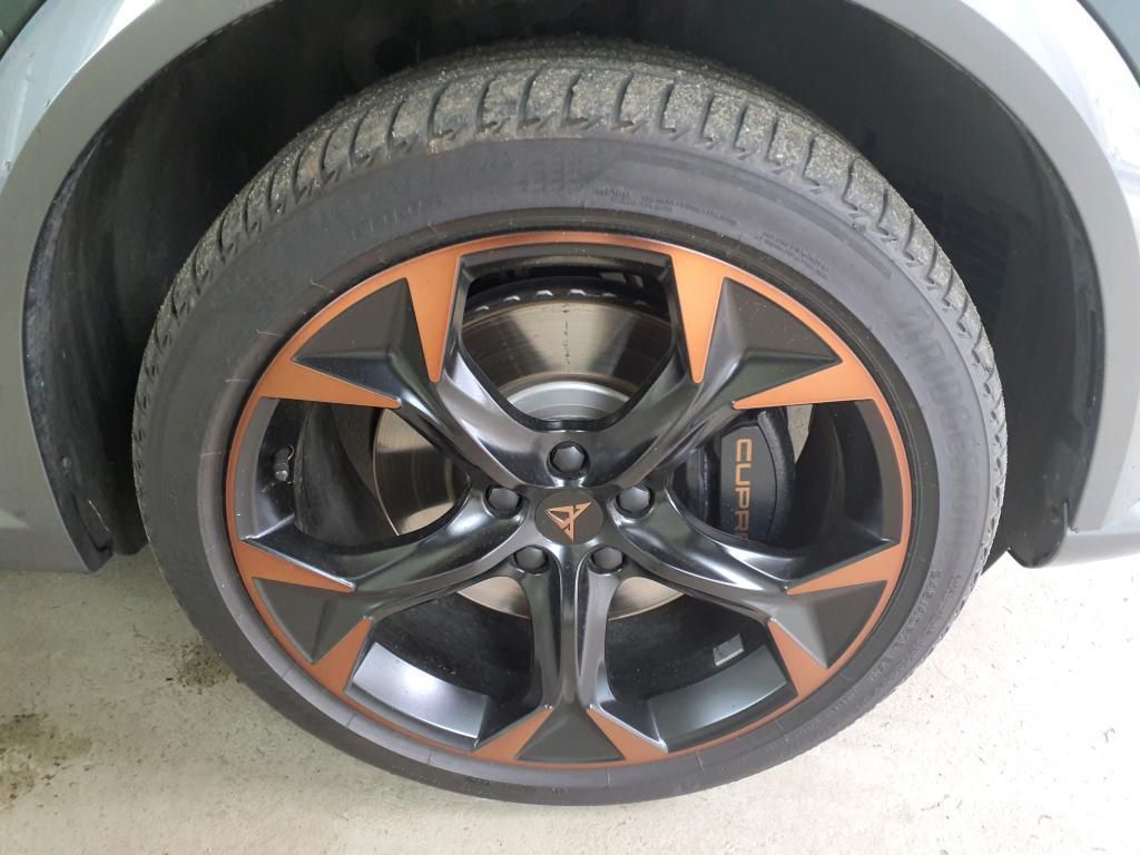 Cupra Formentor VZ 4Drive 2.0 TSI DSG Pano*AHK*RFK*PDC