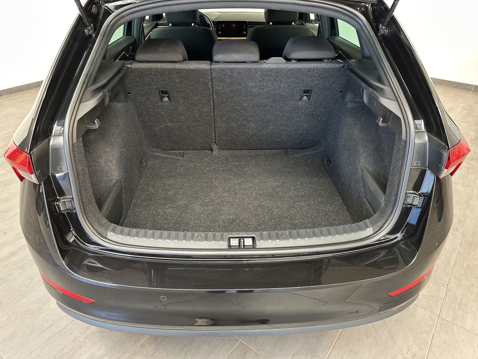 Fahrzeugabbildung SKODA Scala 1.5 TSI DSG Style LED+ACC+KAMERA+SHZ+CARPL